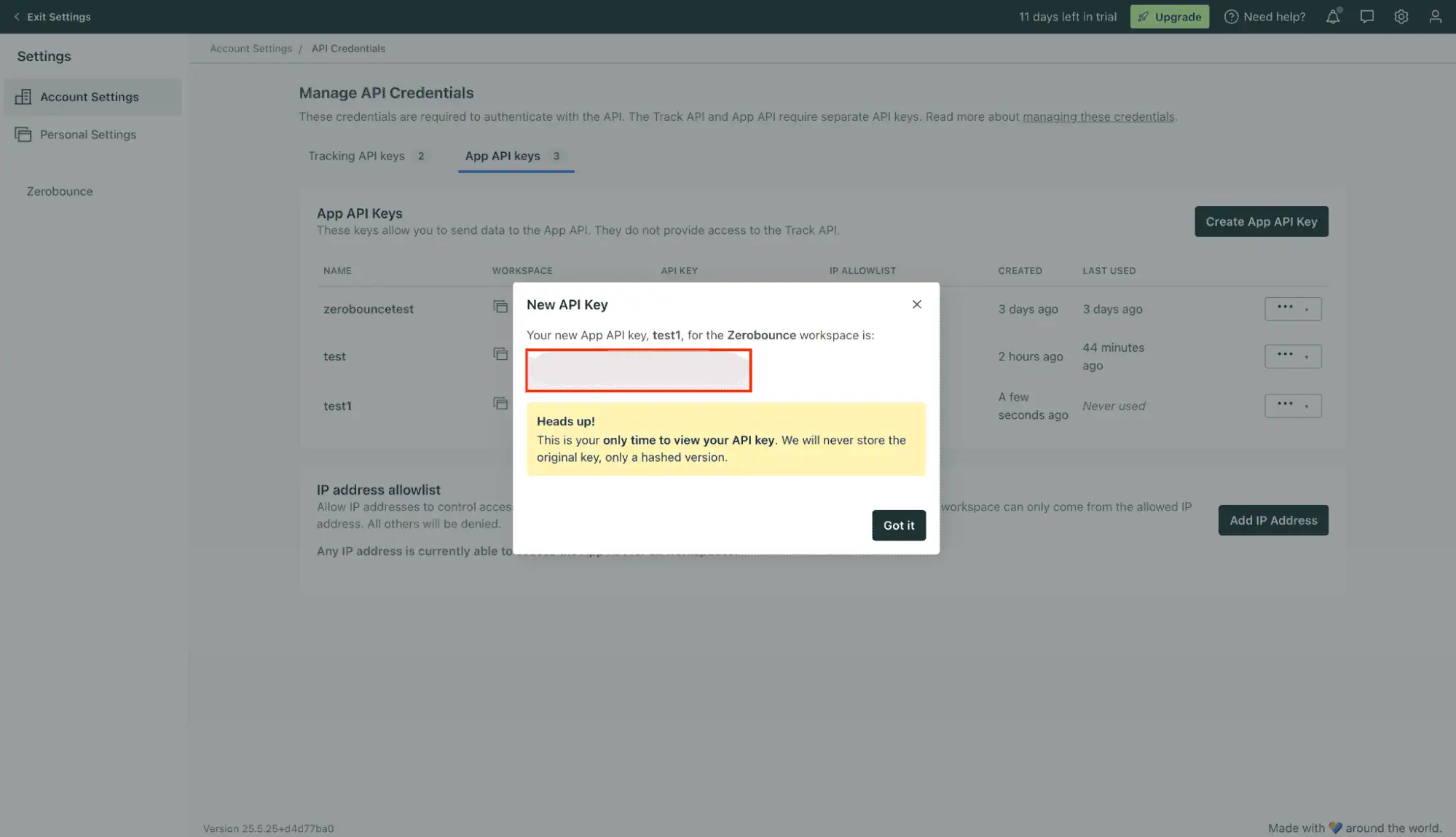 Copia tu clave de API