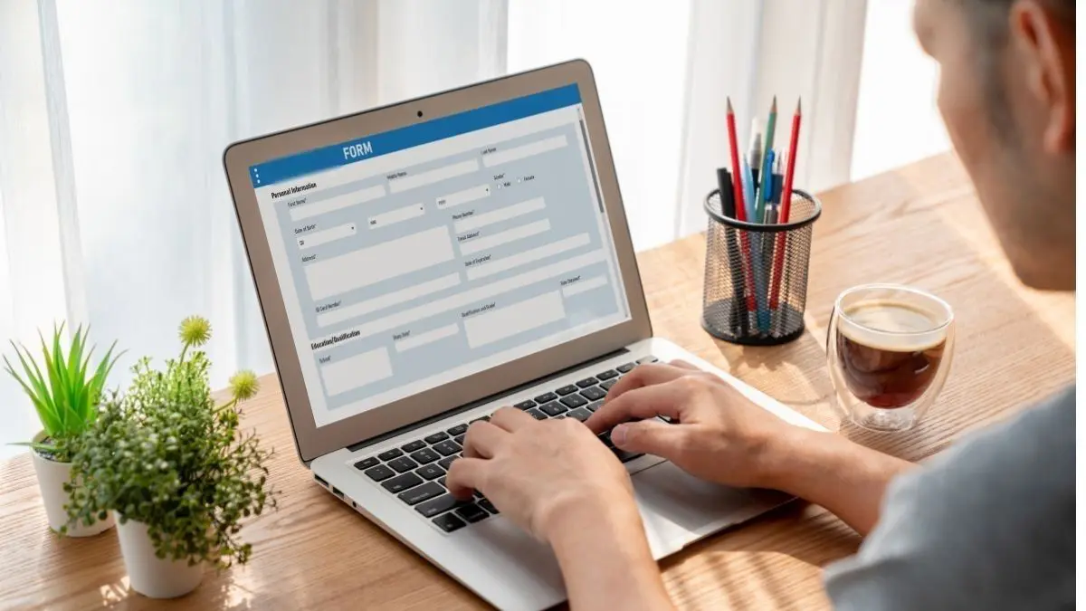 Inbox Exhausted: What Email Habits and OOO Messages Reveal About…