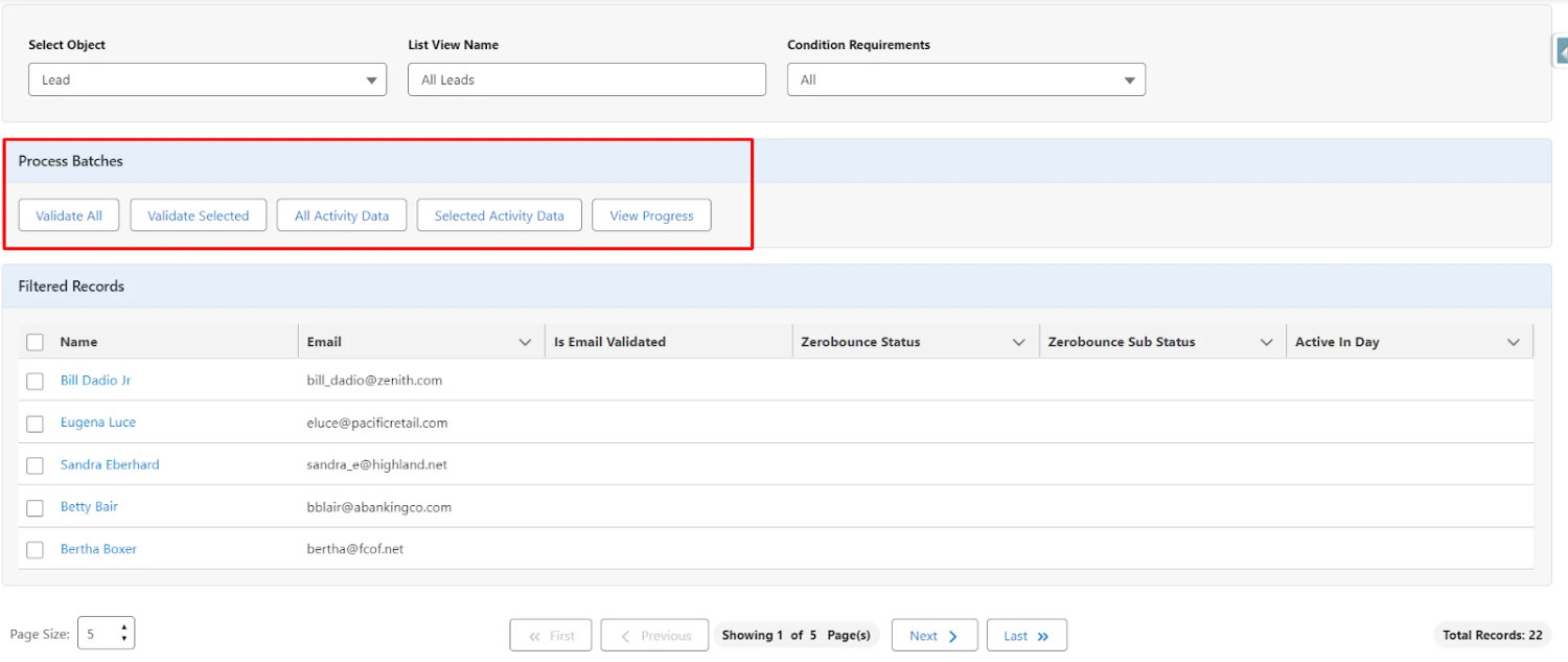 El botón Guardar recupera registros, crea una vista de lista con el nombre especificado. Ver y validar en la tabla de datos